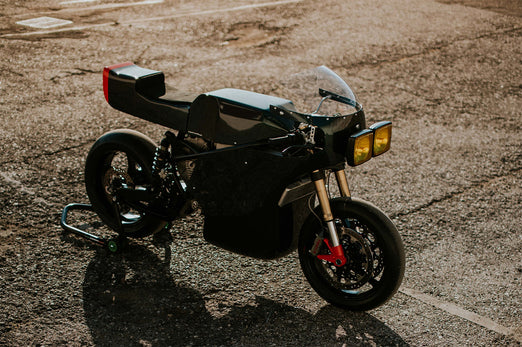 MIDNIGHT RUNNER // Apache Customs X Energica Motor Company