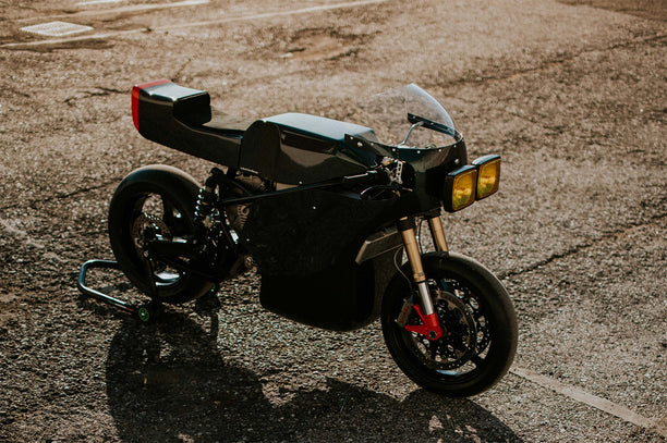 MIDNIGHT RUNNER // Apache Customs X Energica Motor Company