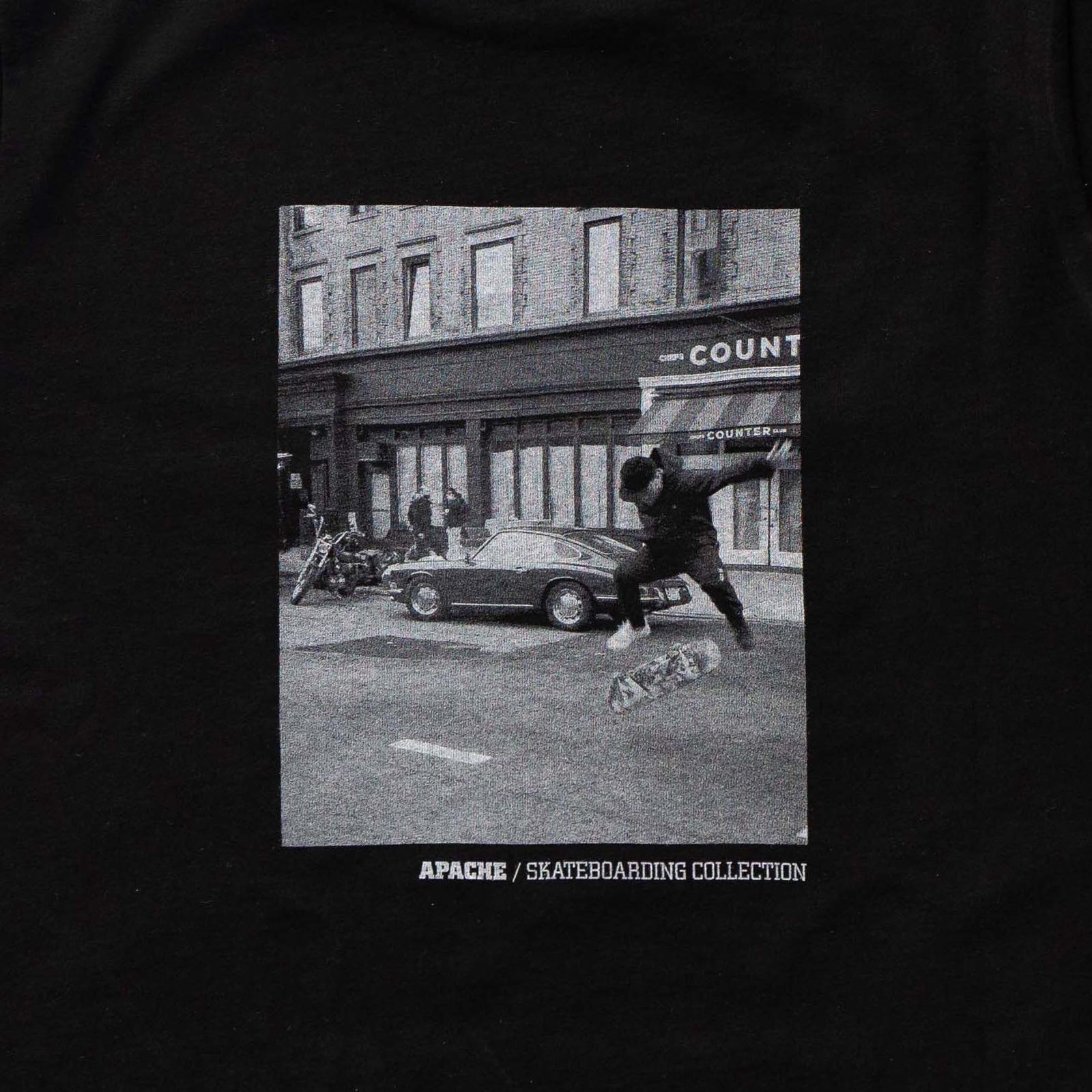 LIMITED SKATEBOARDING TEE - BLACK