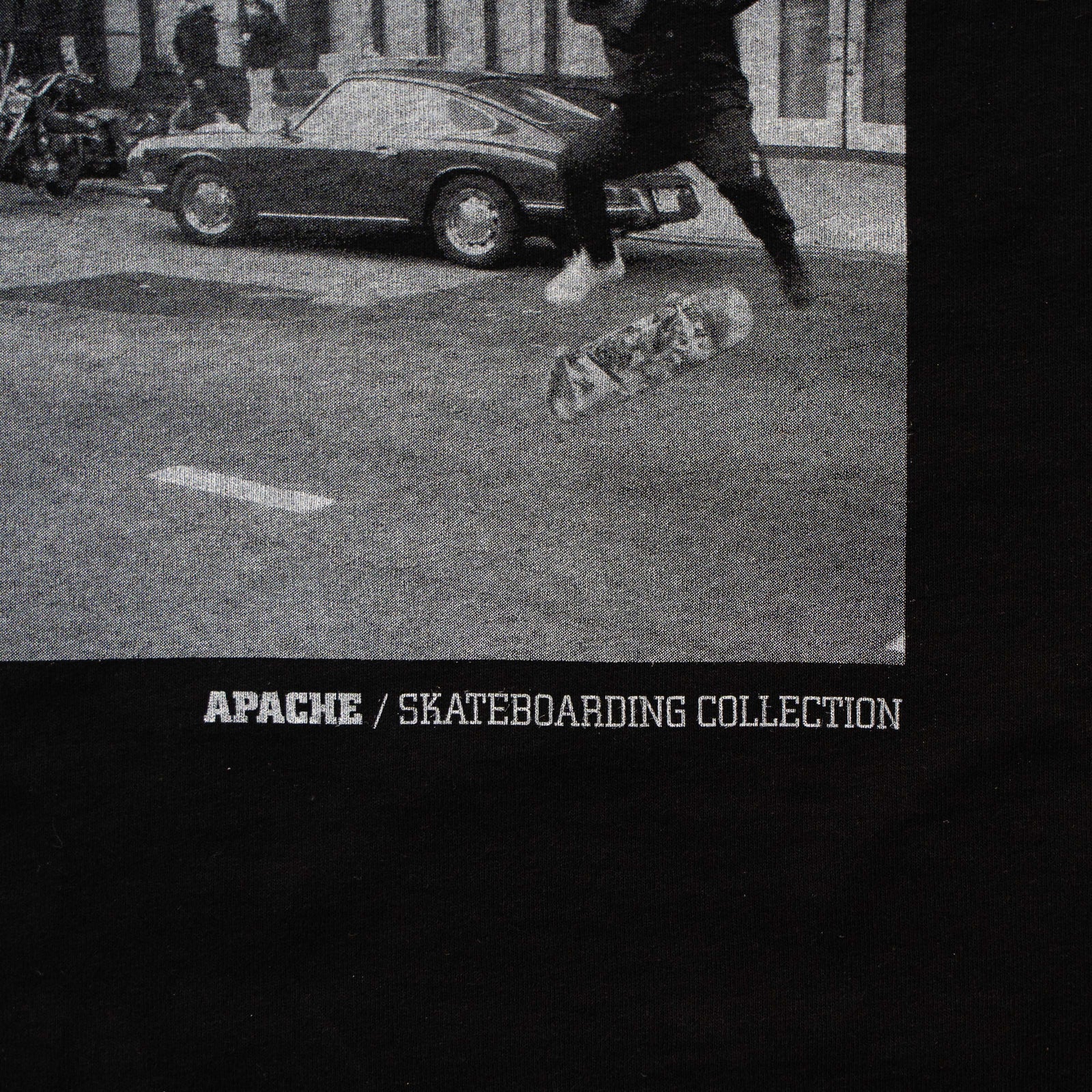 LIMITED SKATEBOARDING TEE - BLACK