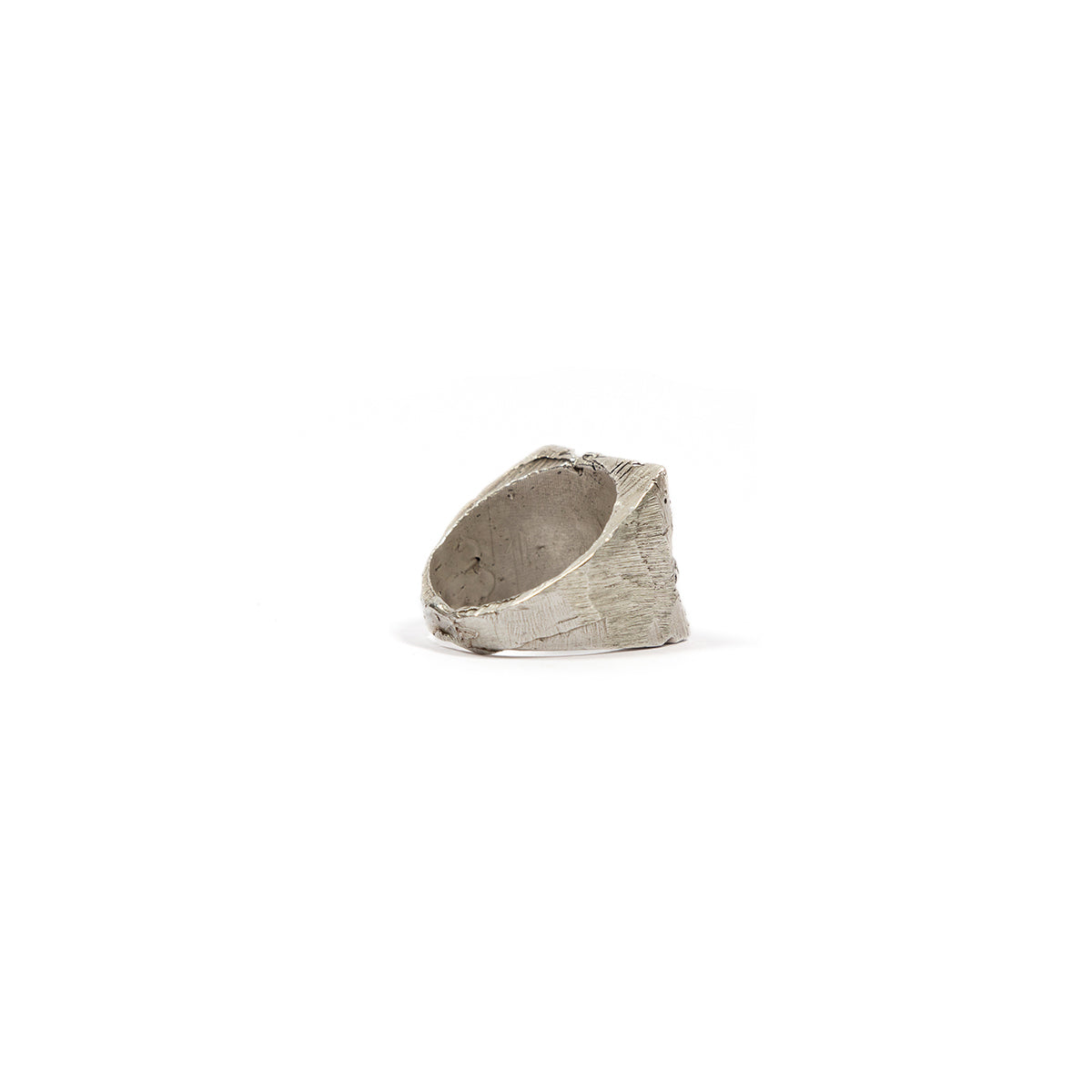 APACHE SKULL RING